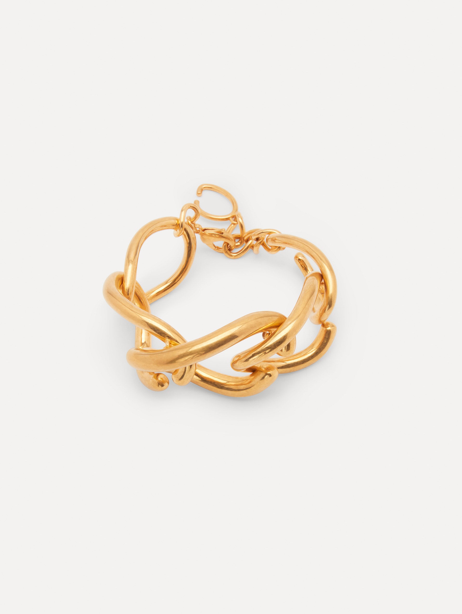 O Chain-Link Bracelet Front View