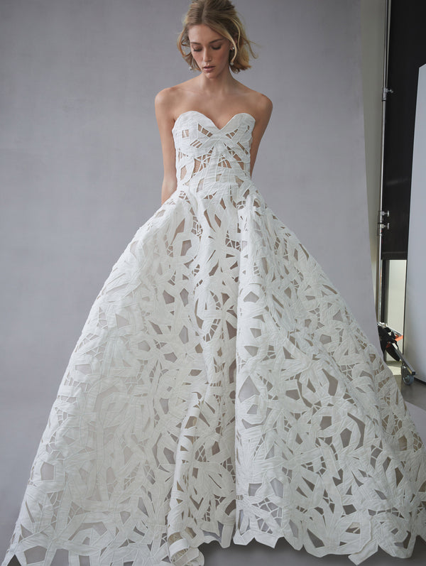 Bridal Collection Spring 2022 Look 8