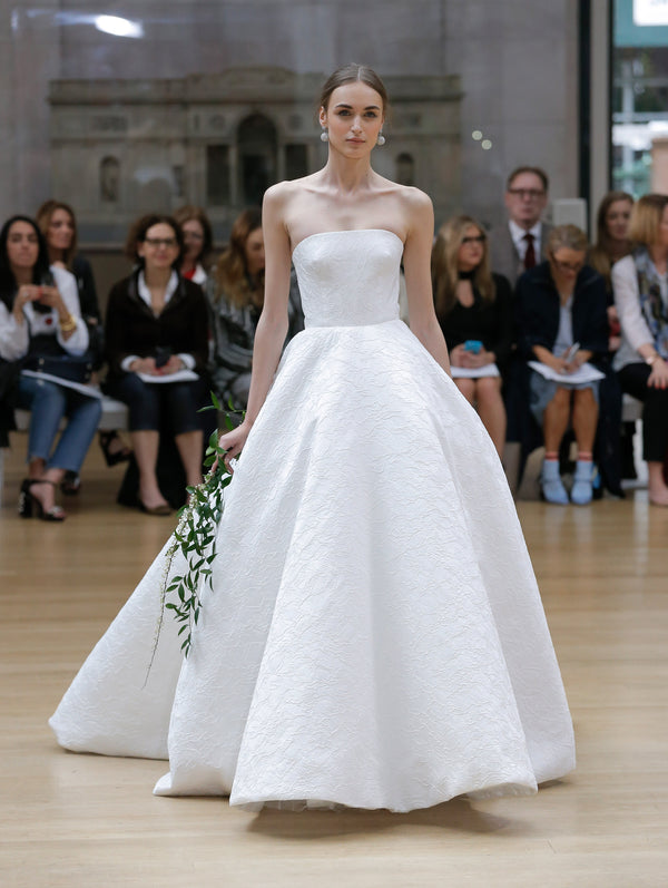 Bridal Collection Spring 2018 Look 32